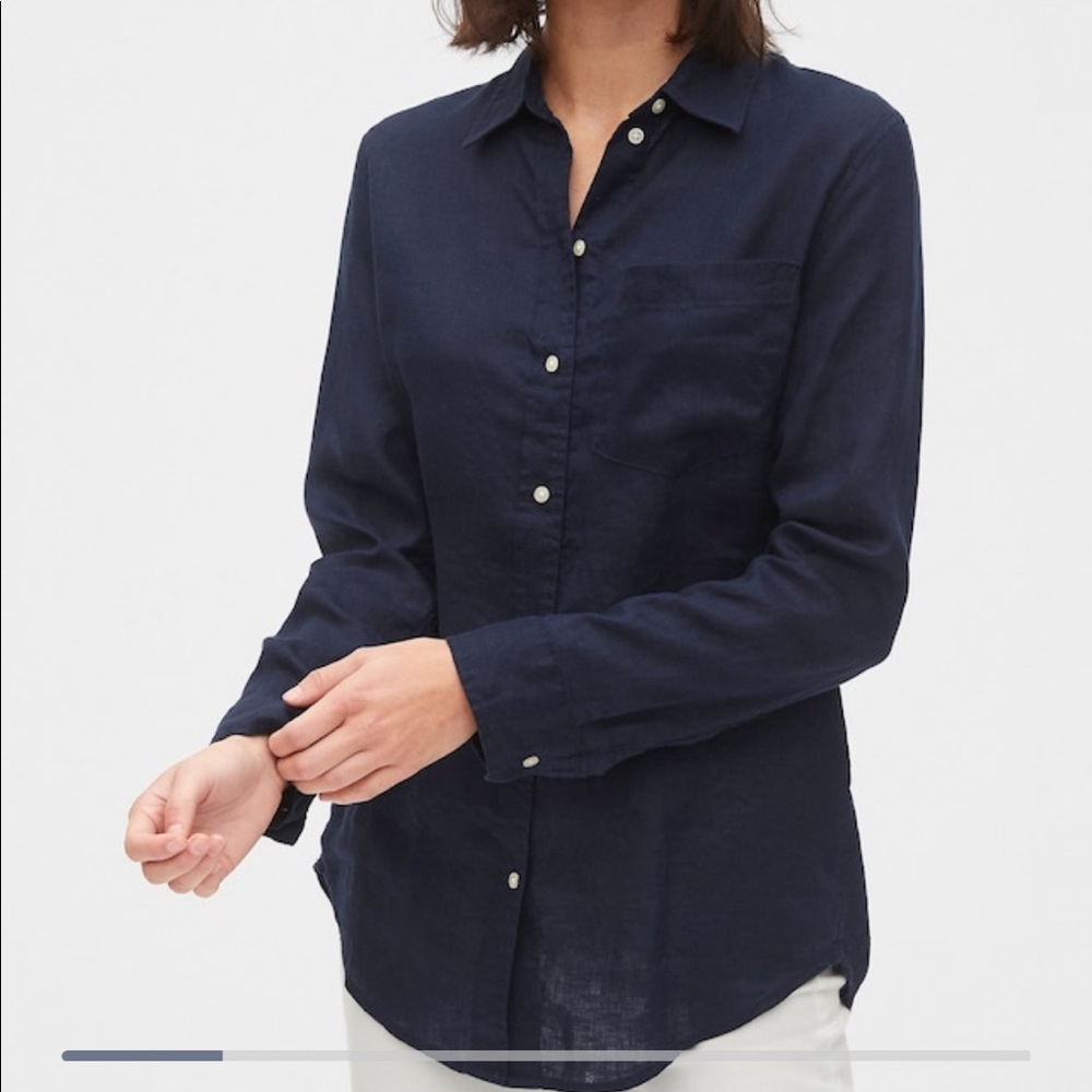 COPY - GAP Navy Blue Long Sleeve Button Up Top